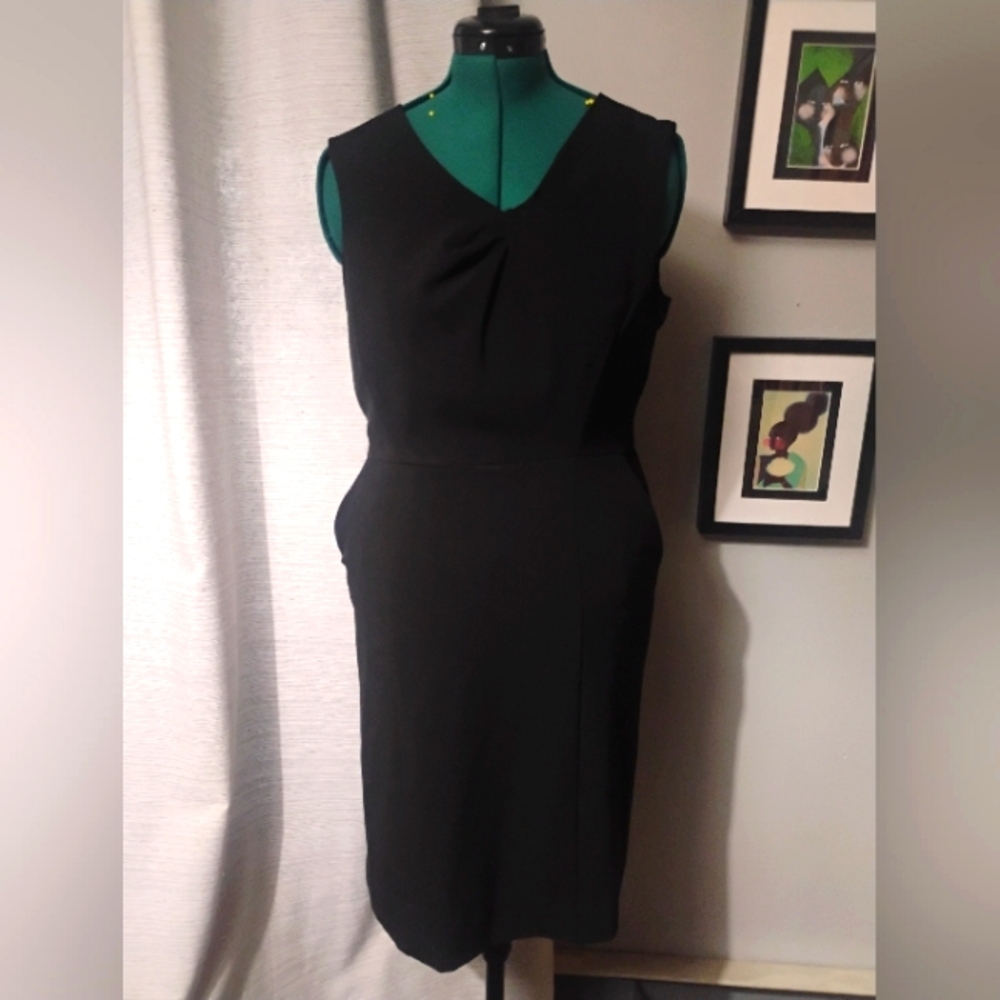 NY&Co LBD Tailored Black Sheath Dress Sz 10